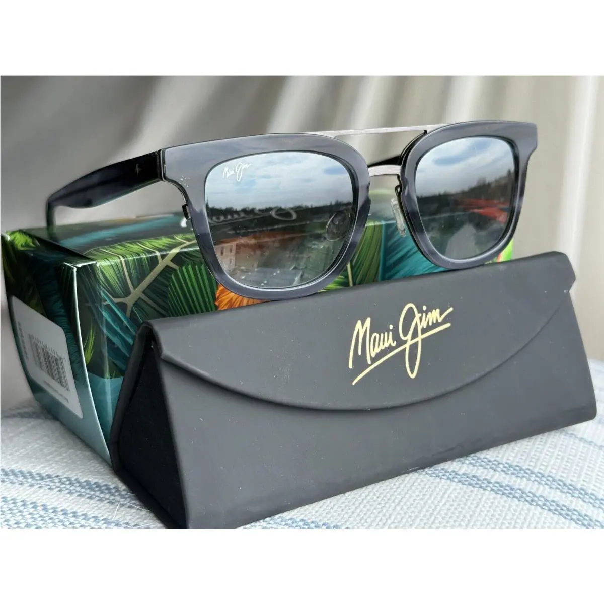 Maui Jim Relaxation Mode MJ 844 11T Grey Tortoise Frame + Grey Polarized Lenses