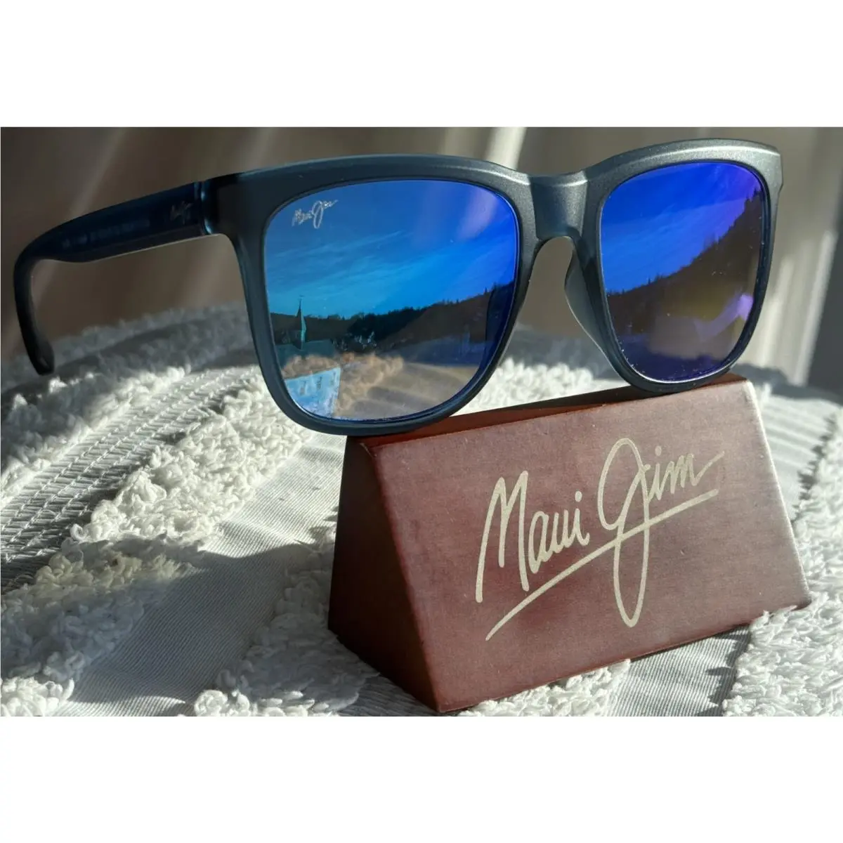 Maui Jim Pehu MJ 602 03 Matte Navy Blue Frame + Blue Hawaii Polarized Lenses