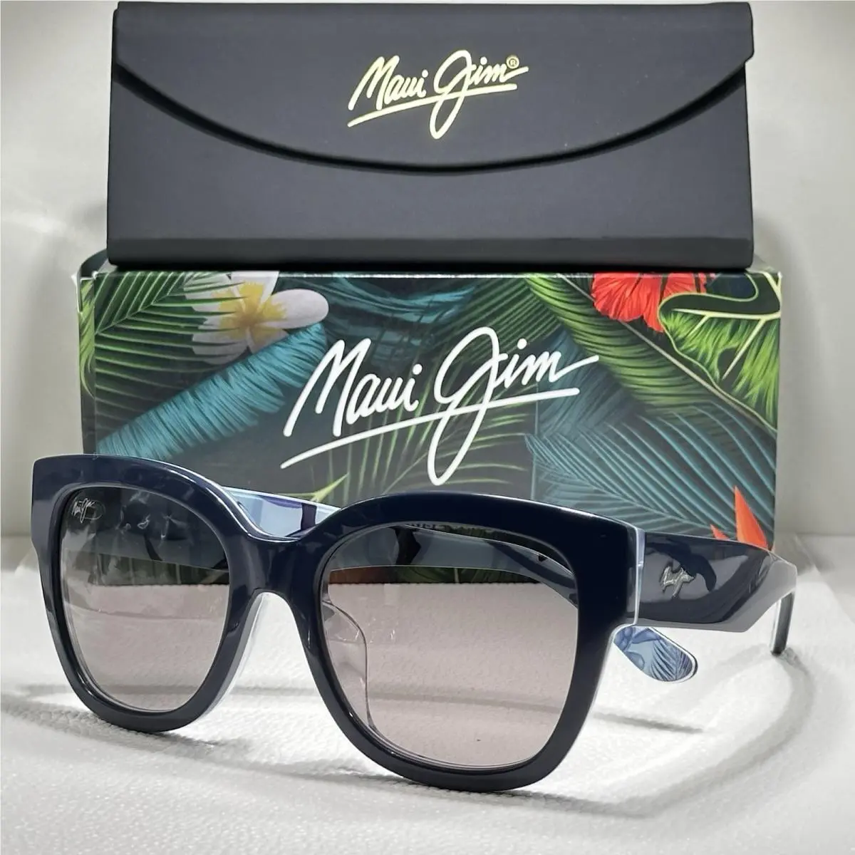 Maui Jim Rhythm Navy Blue Gloss White Stripe Square Cat Eye Charlie Lyon 790-98