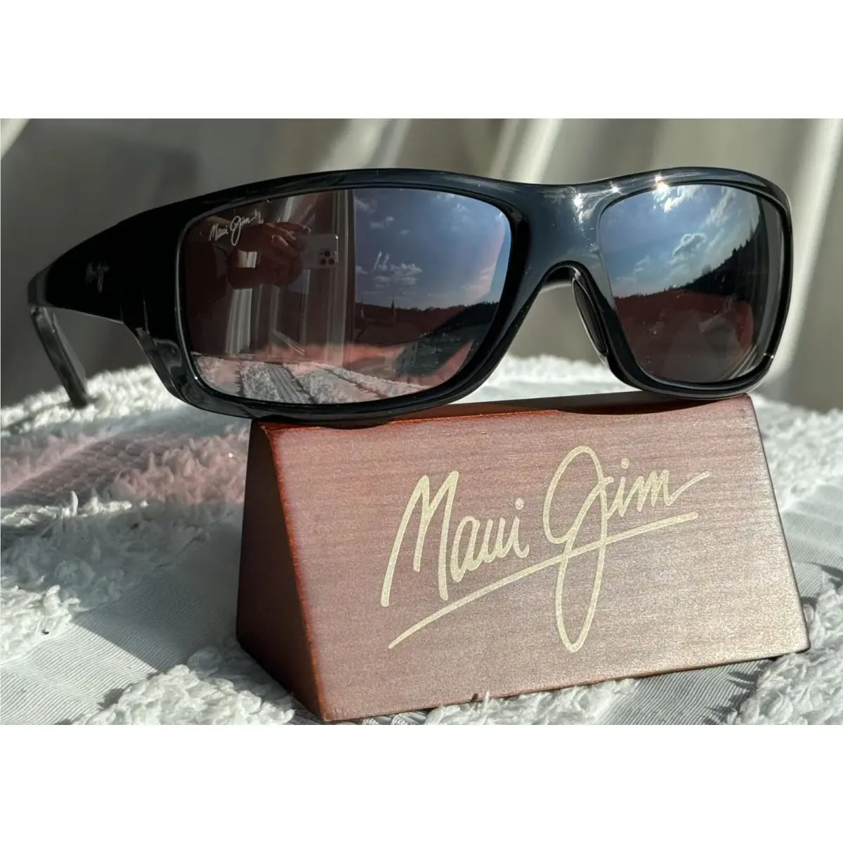 Maui Jim Wassup MJ 123 02 Black Frame + Maui Rose Polarized Sunglasses