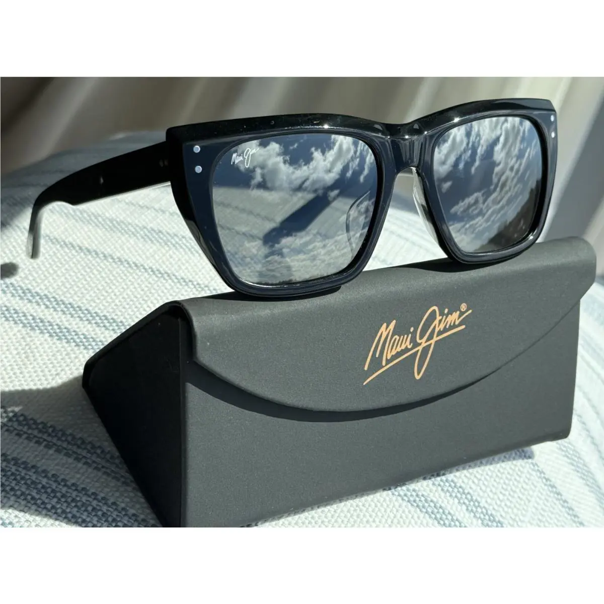 Maui Jim Aloha Lane MJ 893 02 Gloss Black Frame + Neutral Grey Polarized Lenses