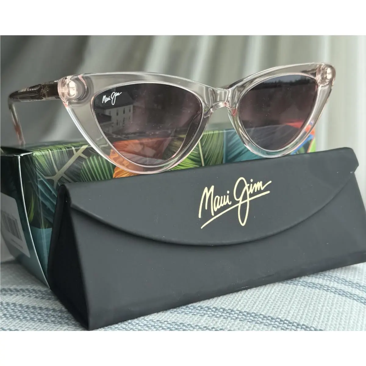 Maui Jim Lychee MJ 891 09 Crystal Light Pink Frame + Maui Rose Polarized Lenses