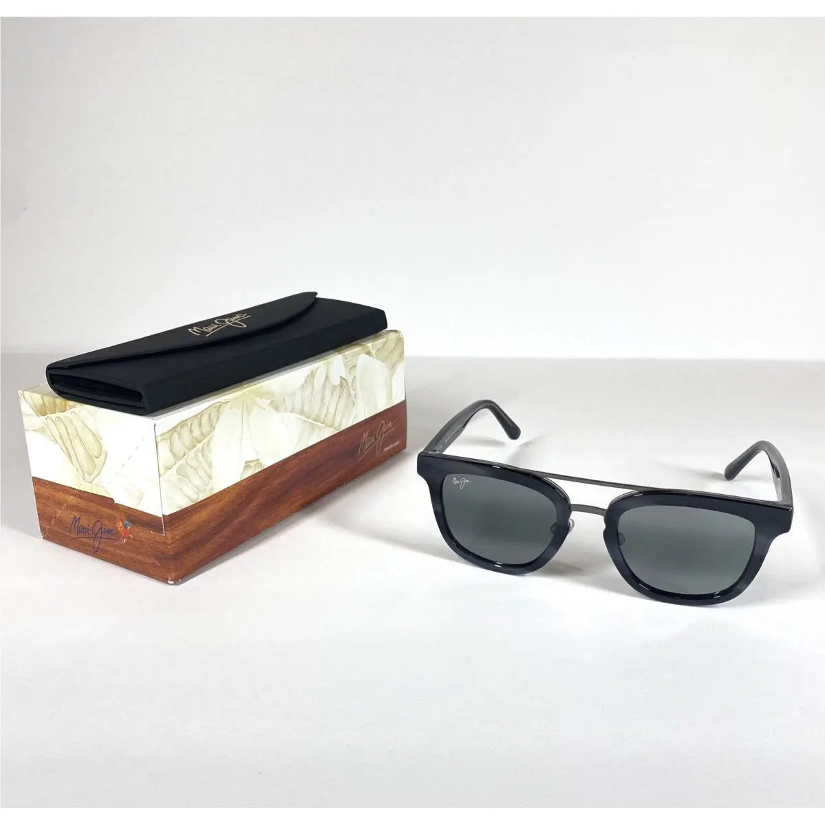 Maui Jim Relaxation Mode Sunglasses Grey Tortoise Neutral Unisex 844-11T