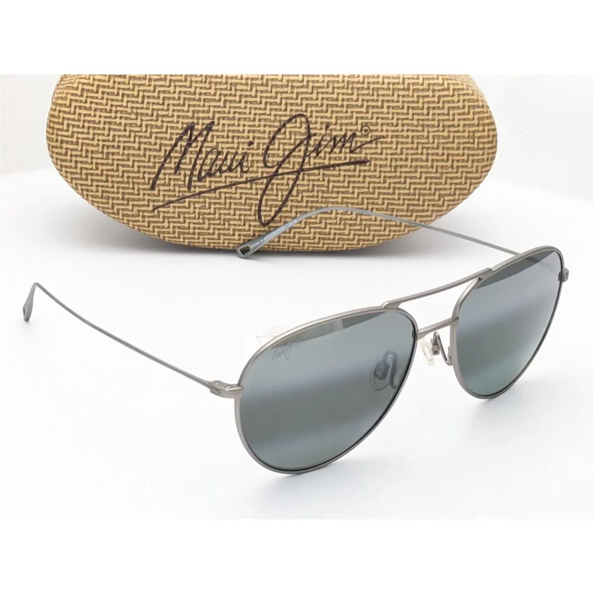 Maui Jim Walaka MJ885-17 Pilot Silver Gray Unisex Sunglasses 57mm