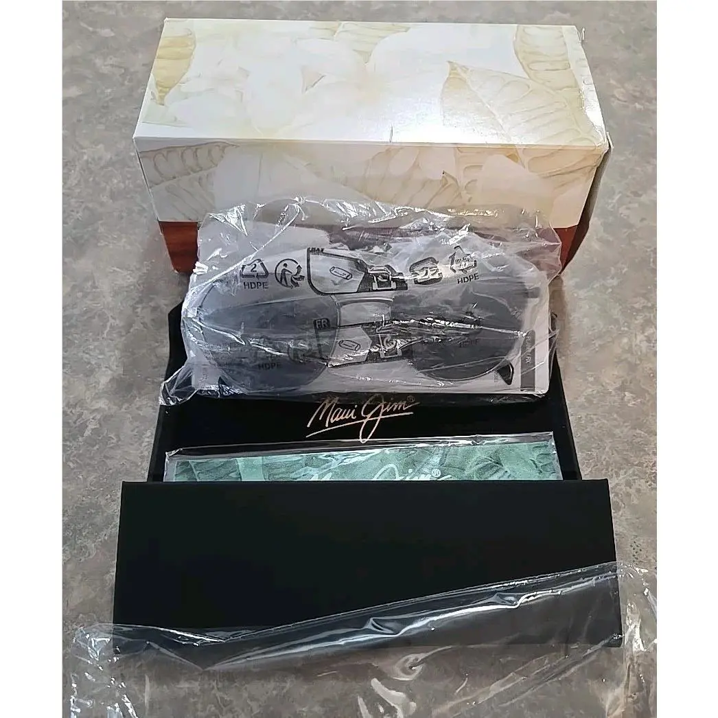 Maui Jim Hukilau MJ 845-11 Silver To Black Dual Mirror Polarized Sunglass