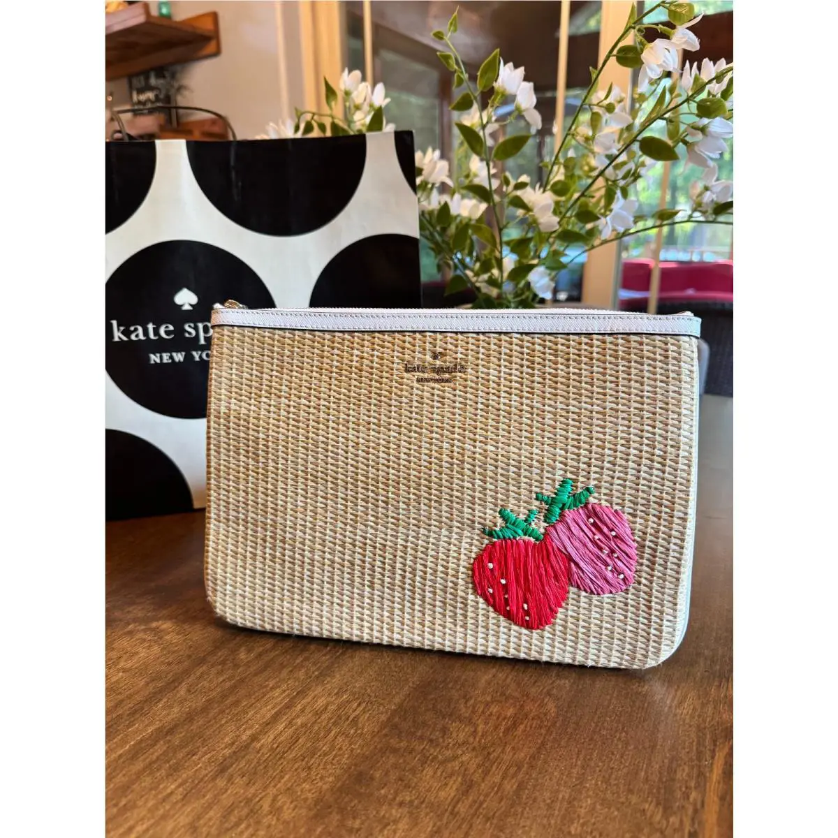 New Kate Spade Picnic In The Park Strawberry Straw Pouch Clutch