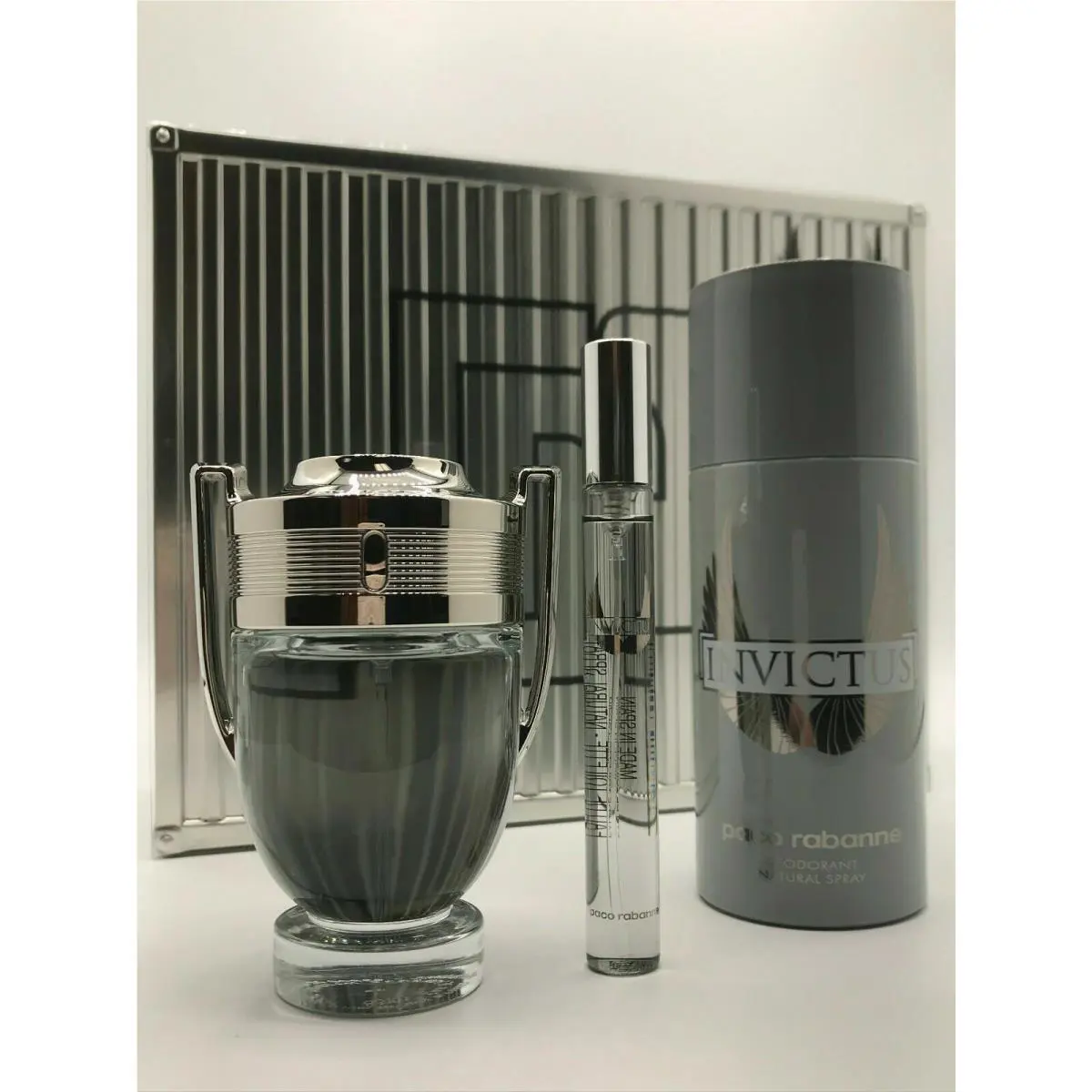 Paco Rabanne Invictus Men 3pc Cologne Spray 1.7 oz Travel Spray Deodorant Spray