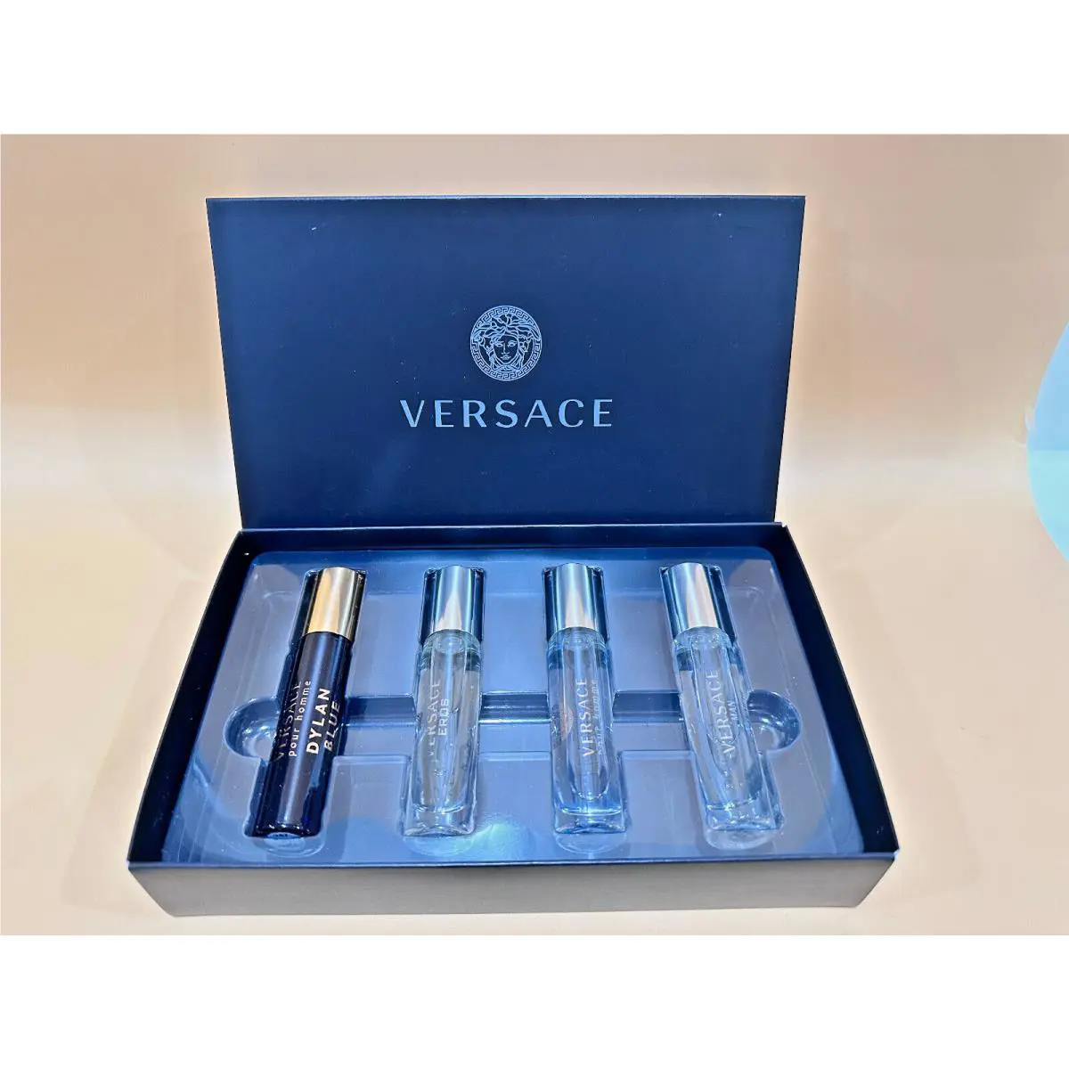 Versace Men`s Fragrance Mini 4 pc Gift Collection Edt Spray 0.17 Fl Oz/5 ml