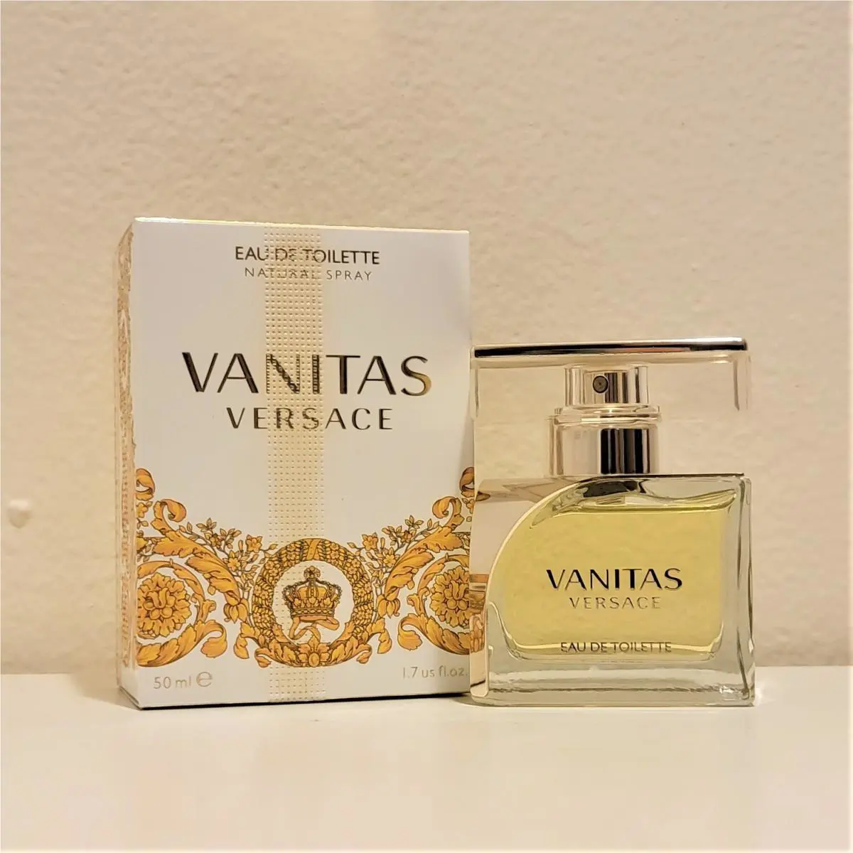 Versace Vanitas by Versace 1.7 oz / 50 ml Spy Edt Perfume For Women Femme