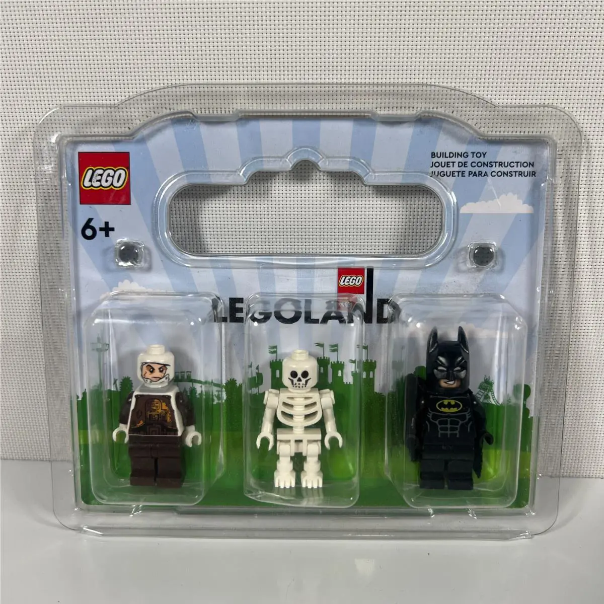 Lego Legoland Item 6417605 Batman Star Wars Dengar Skeleton Minifigure Set