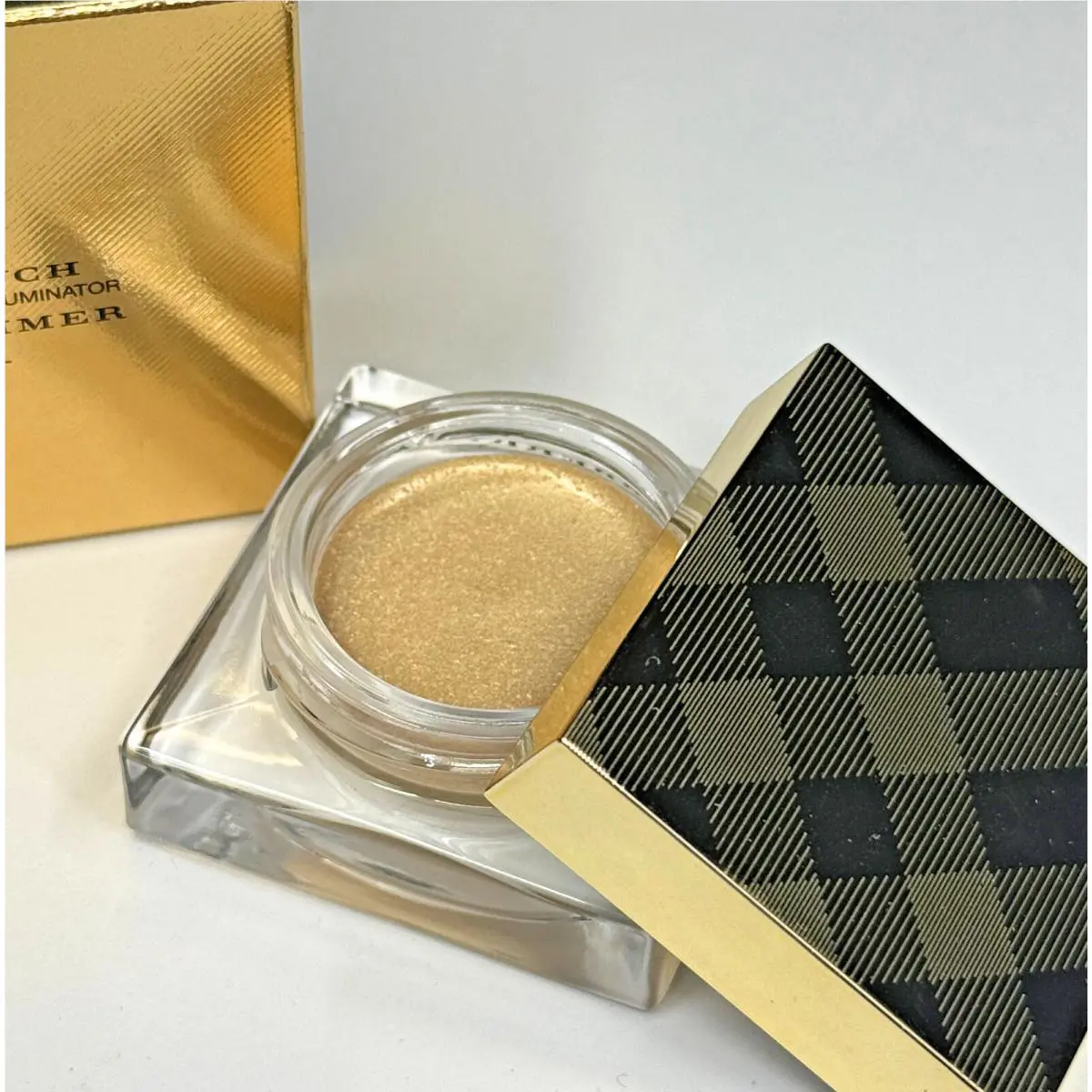 Burberry Gold Touch Eye Lip Cheek Illuminator 01 Gold Shimmer