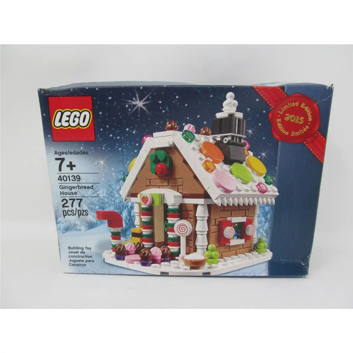 Lego Gingerbread House Christmas Set 40139 Box Wear