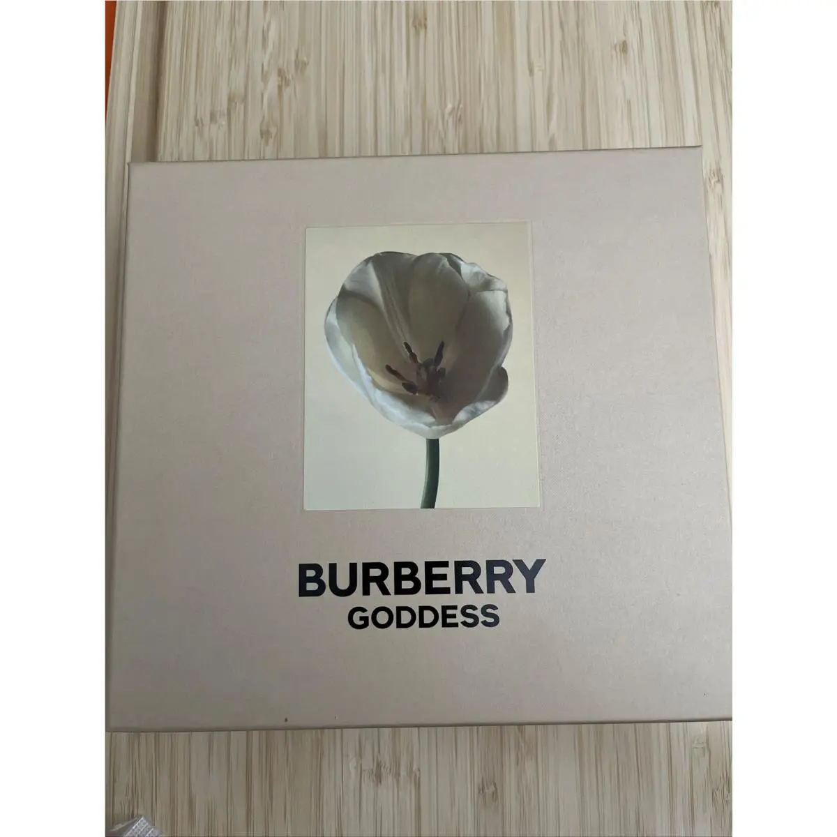 Burberry Goddess Eau DE Parfum Natural Spray Vaporisateur 30ml. e 1.0 OZ./0.33OZ