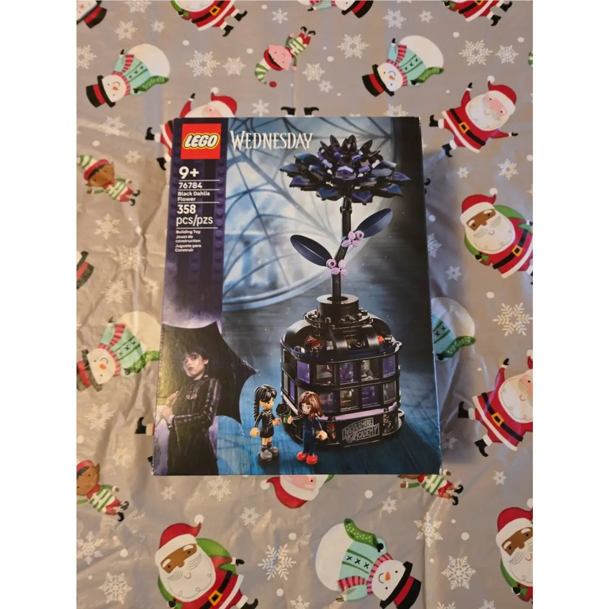 Lego Wednesday Black Dahlia Flower Set with Minidolls 76784