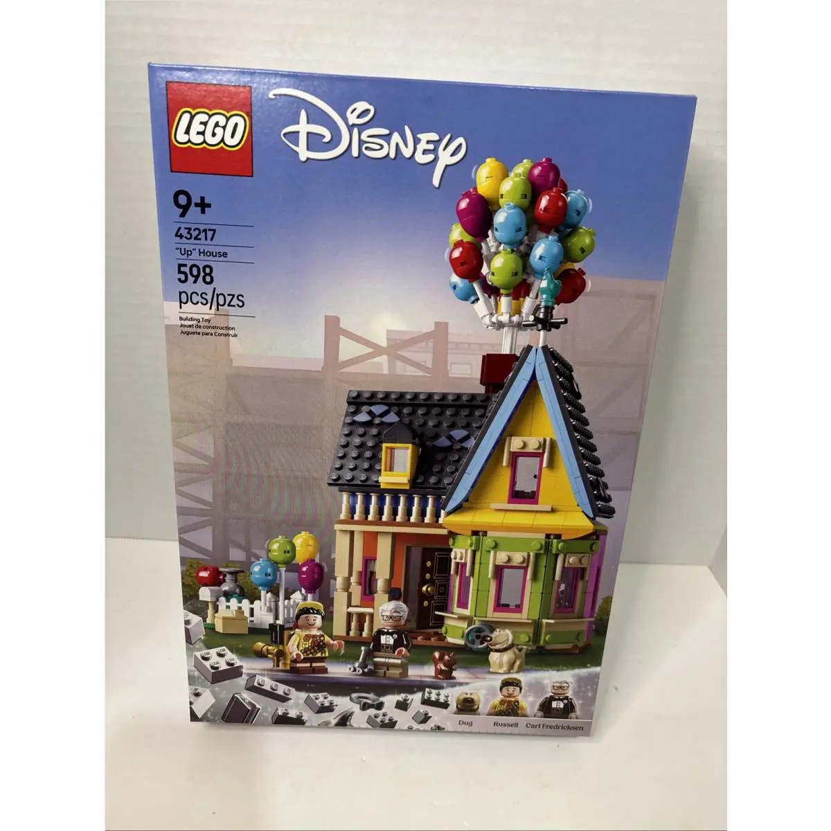Lego Disney and Pixar `up` House 43217 Disney 100 Celebration