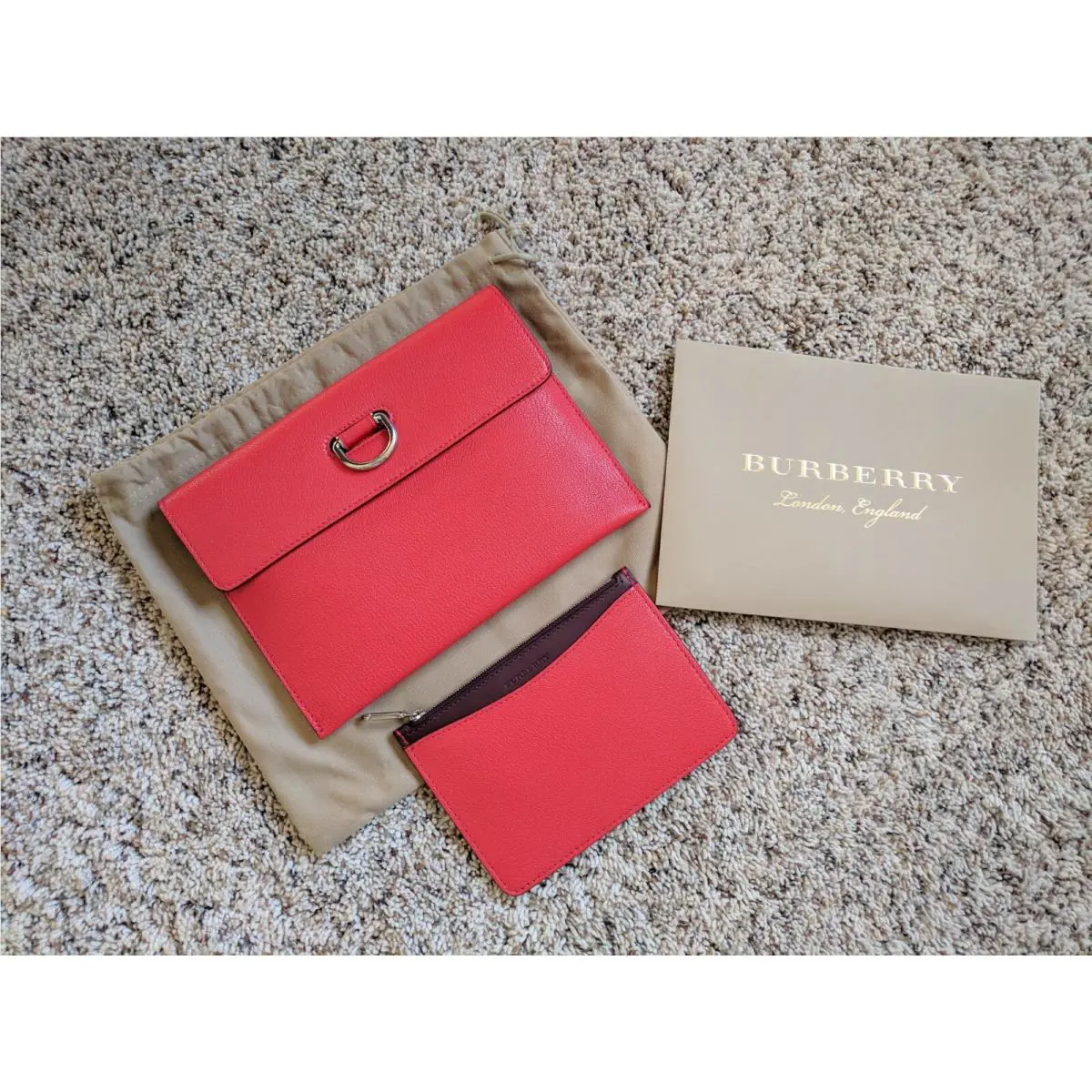Burberry D-ring Leather Pouch with Coin Case