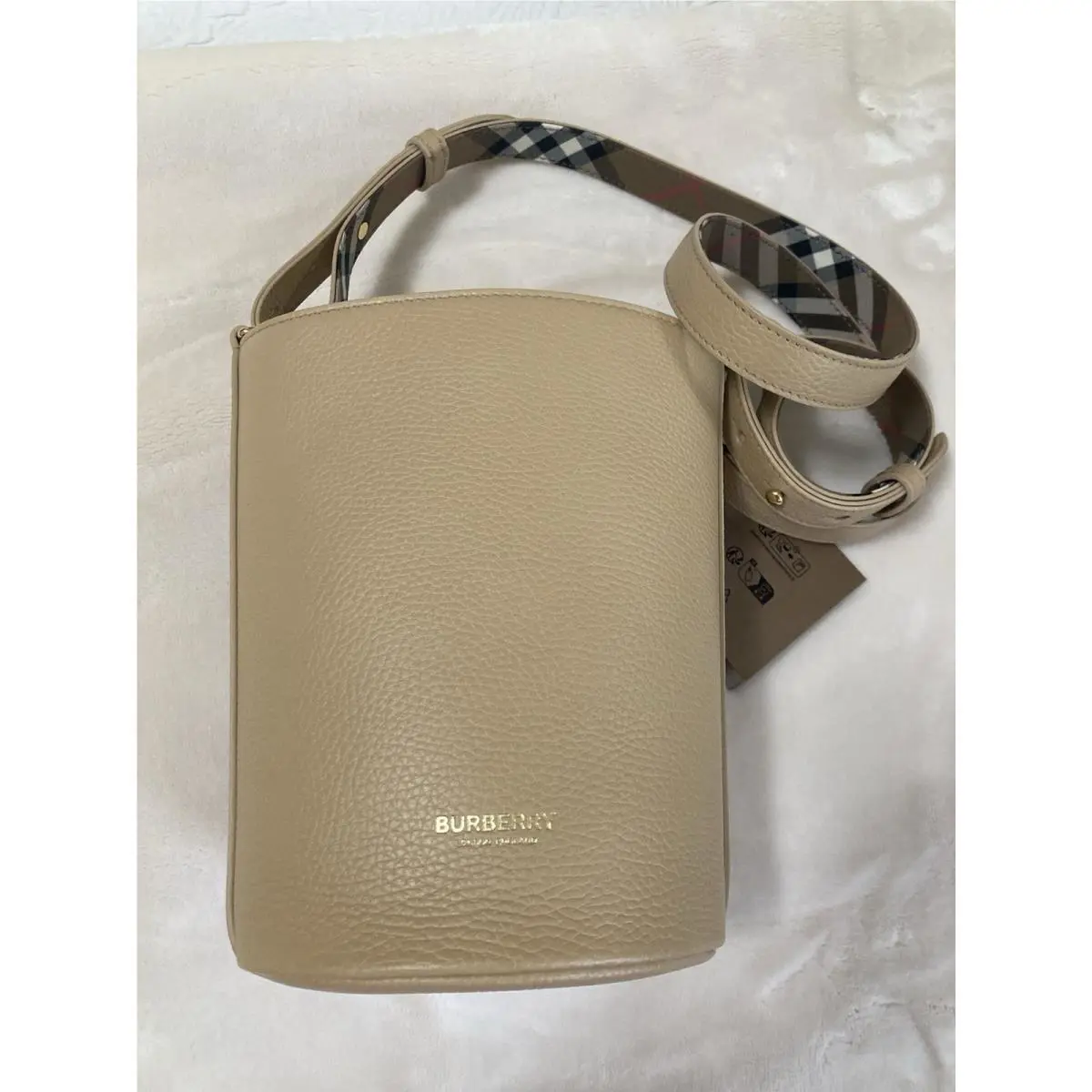 Small Burberry Bucket Bag Yellow Leather