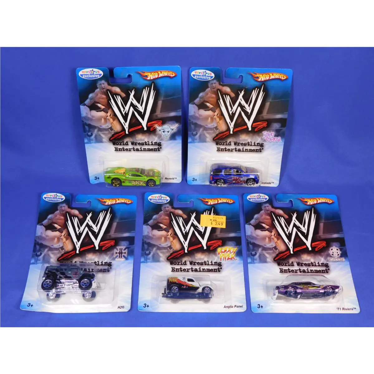 Hot Wheels Wwe 5-CAR Set 2006 Tru -- Rock Cena Hhh Piper Rey
