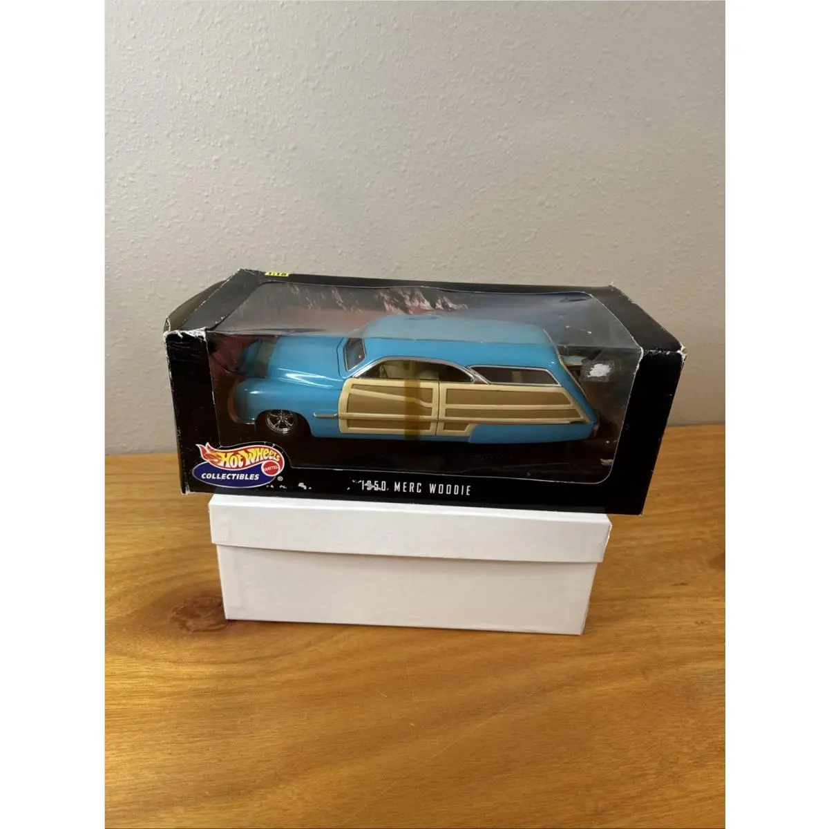 Hot Wheels 1950 Merc Woodie Teal Diecast Collectible Cars 1:18 HW