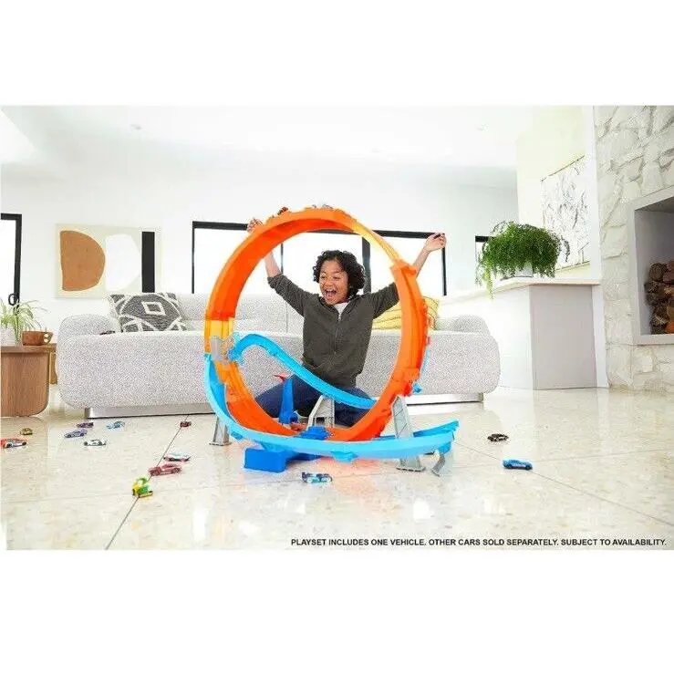 Hot Wheels Massive Mehem Loop 28 Track Multi Car Race Thrills Excitement