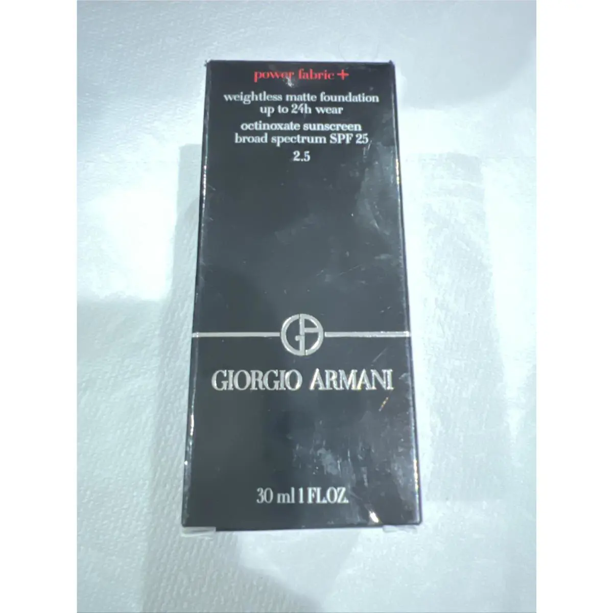 Giorgio Armani Power+ Fabric Weightless Matte Foundation - 2.5 Fair Exp 9/24
