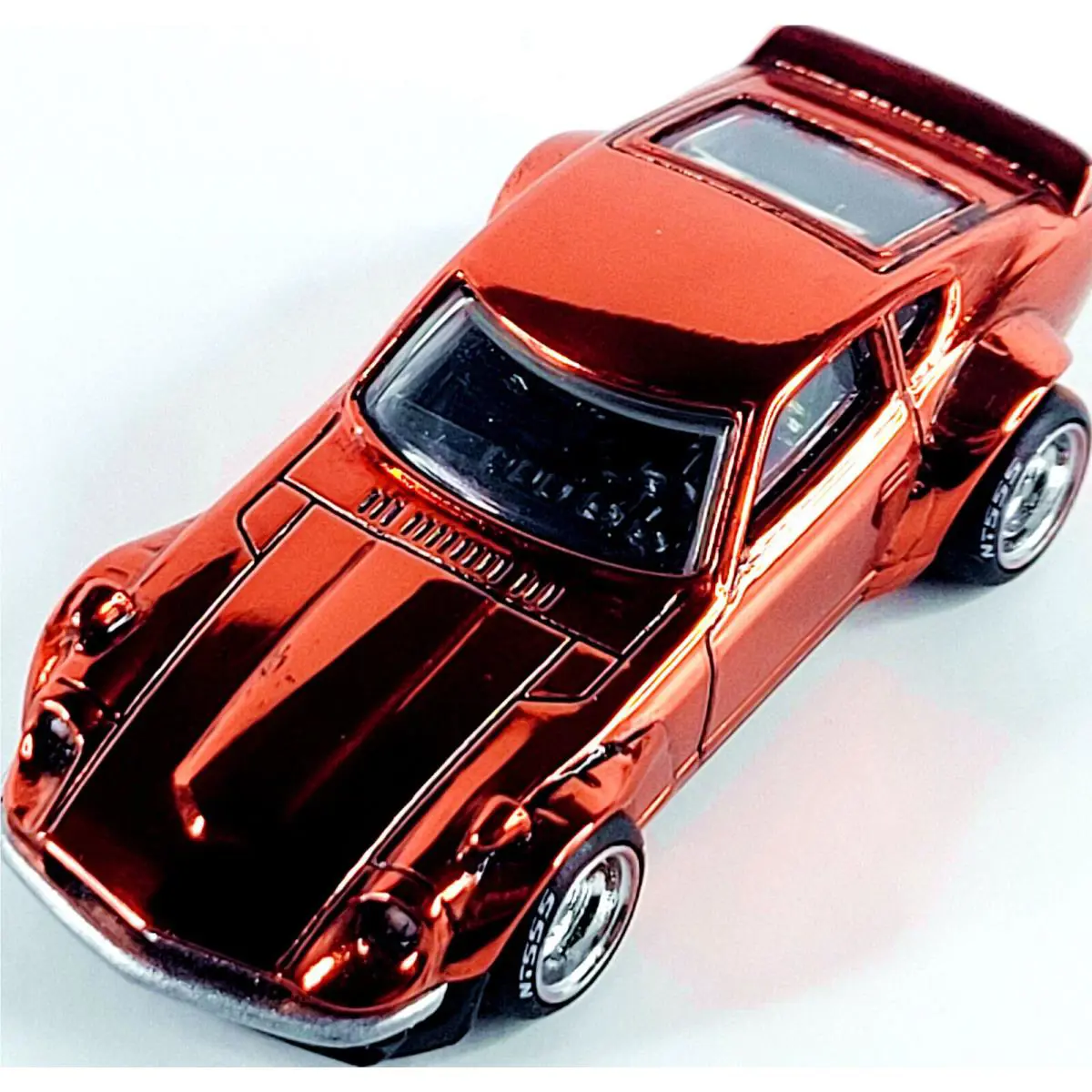 Hot Wheels Custom Datsun 240z - Custom Super Treasure Hunt Orange w/ Case
