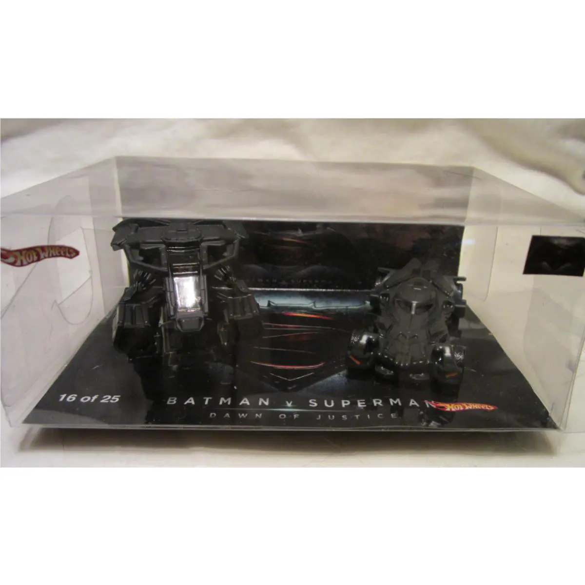 Hot Wheels Custom Batman v Superman Dawn of Justice Ltd 1 of 25 Display Case