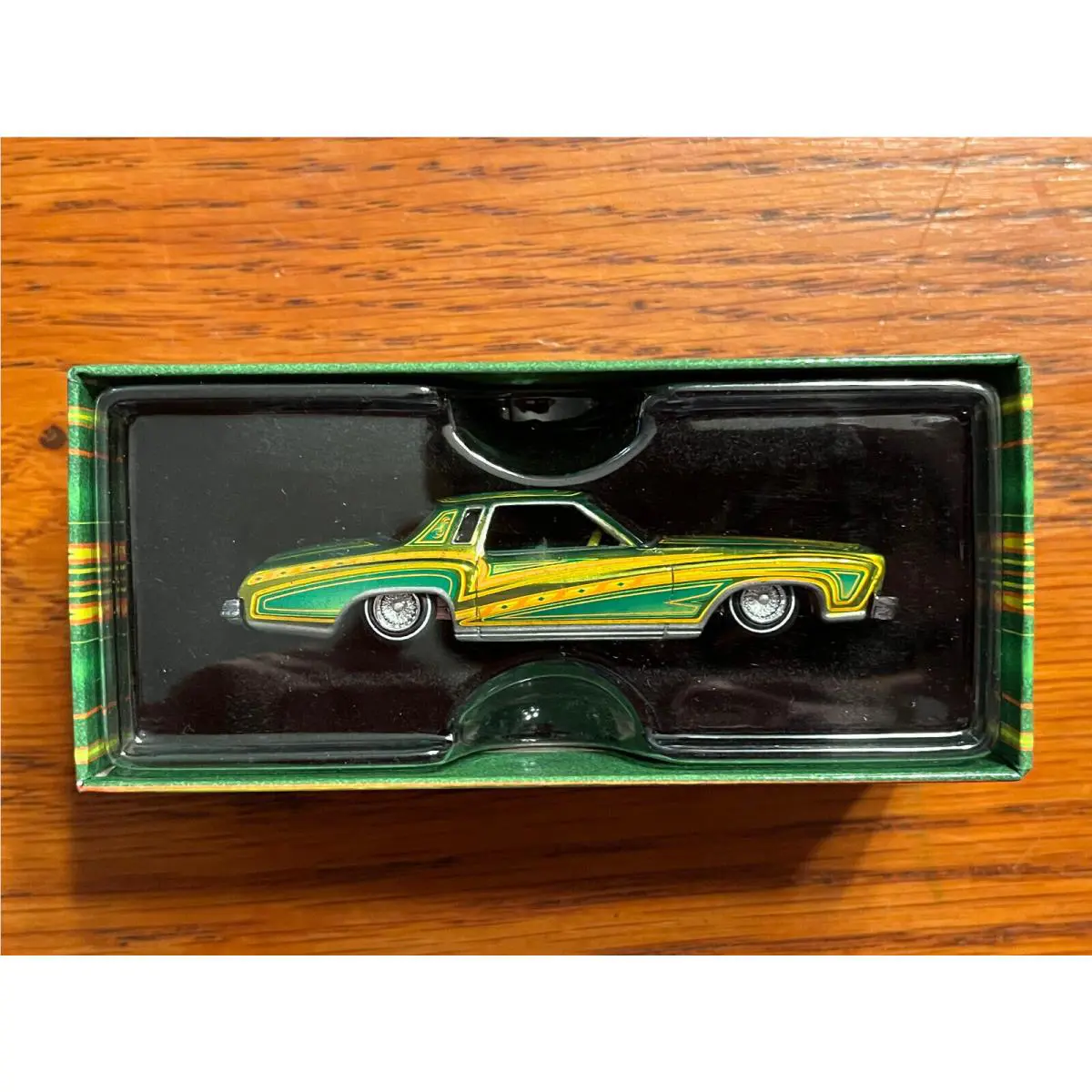 Hot Wheels 2021 Rlc 1975 Chevrolet Monte Carlo Low Rider - Green