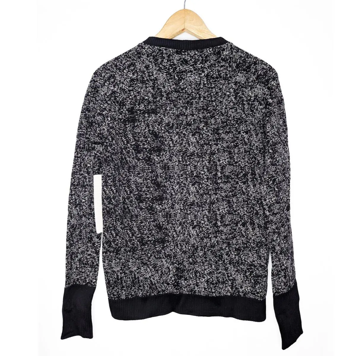 Lululemon clothing - NA - Black 3