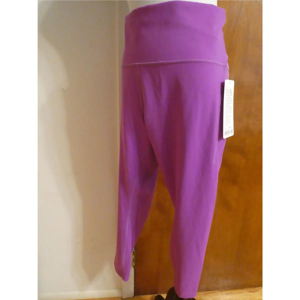 Lululemon clothing - Moonlit Magenta 5