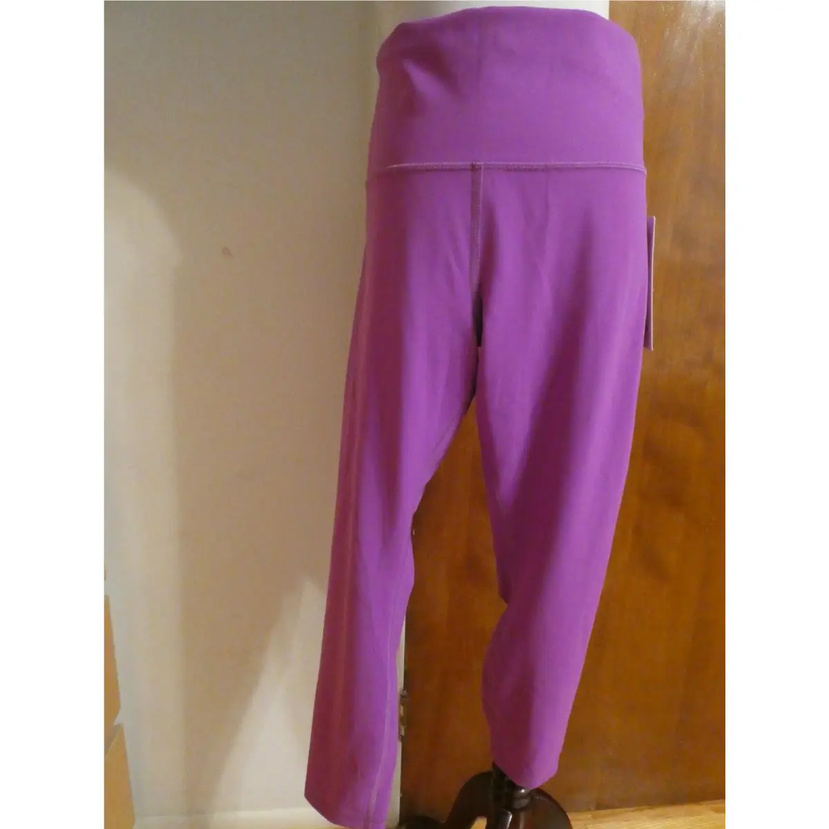 Lululemon clothing - Moonlit Magenta 18