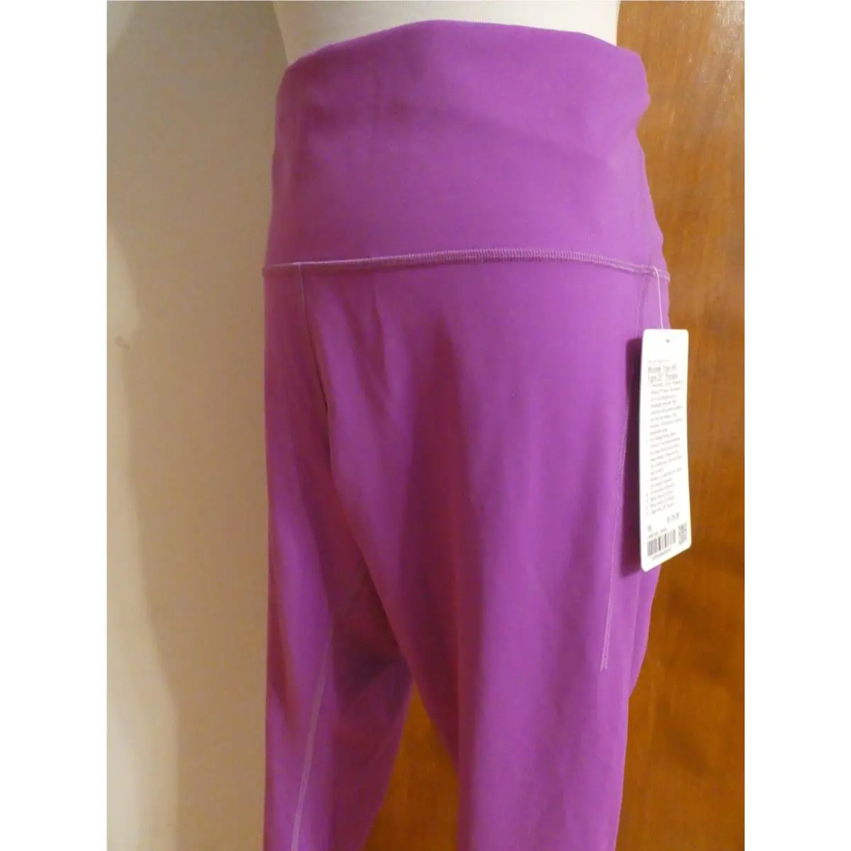 Lululemon clothing - Moonlit Magenta 25