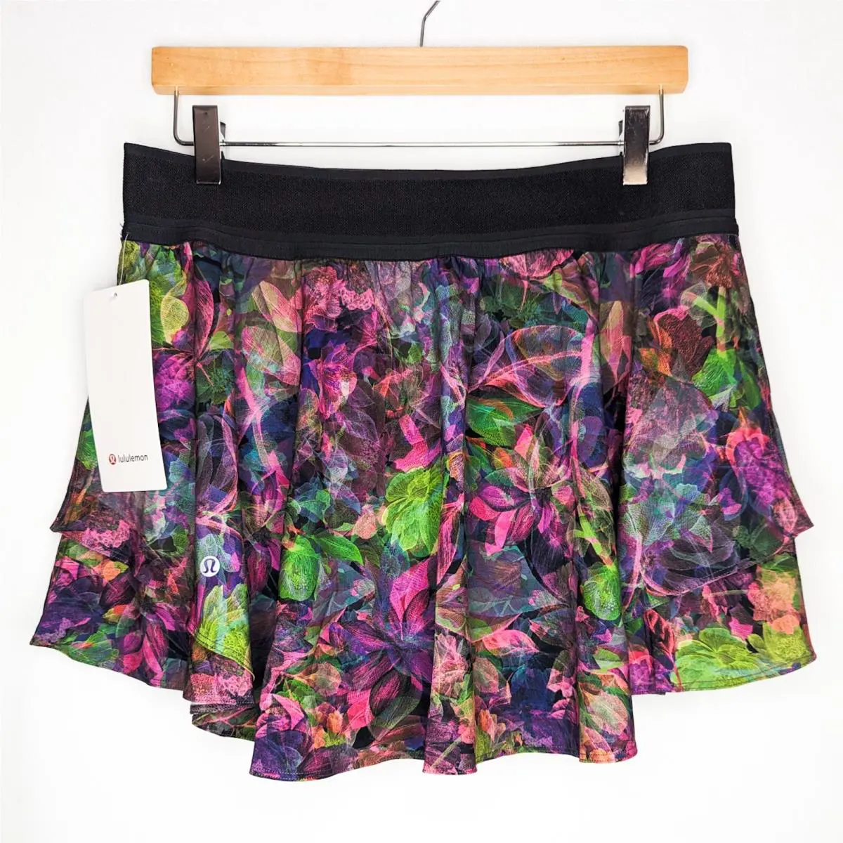 Lululemon clothing  - Multicolor 3