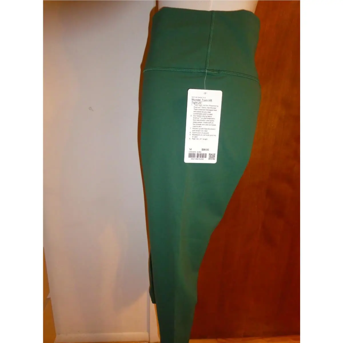 Lululemon clothing - Green 2