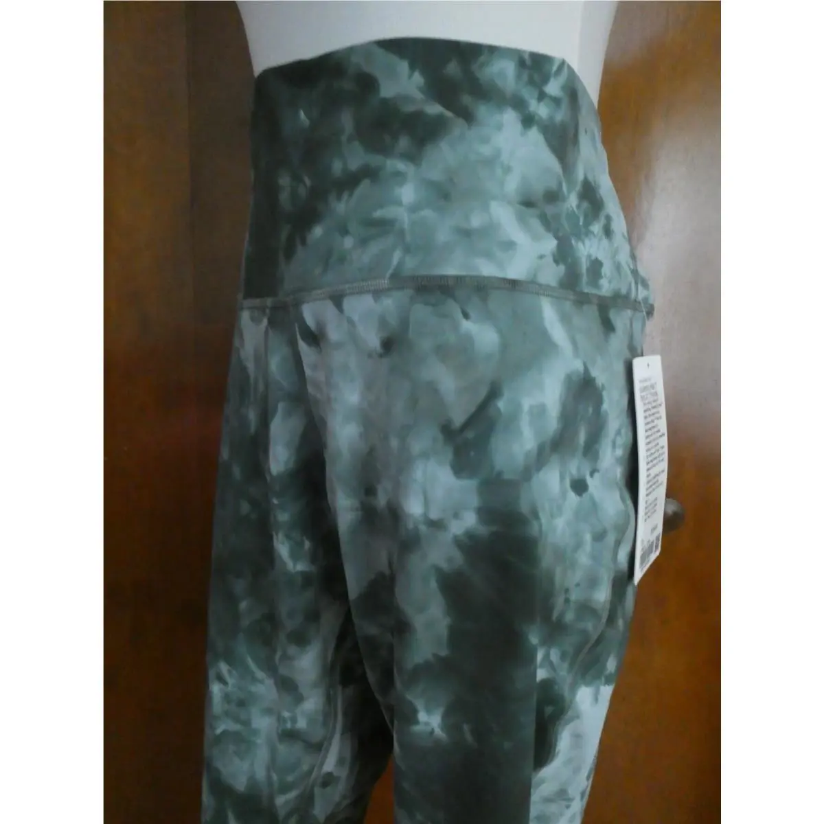 Lululemon clothing - Green 3
