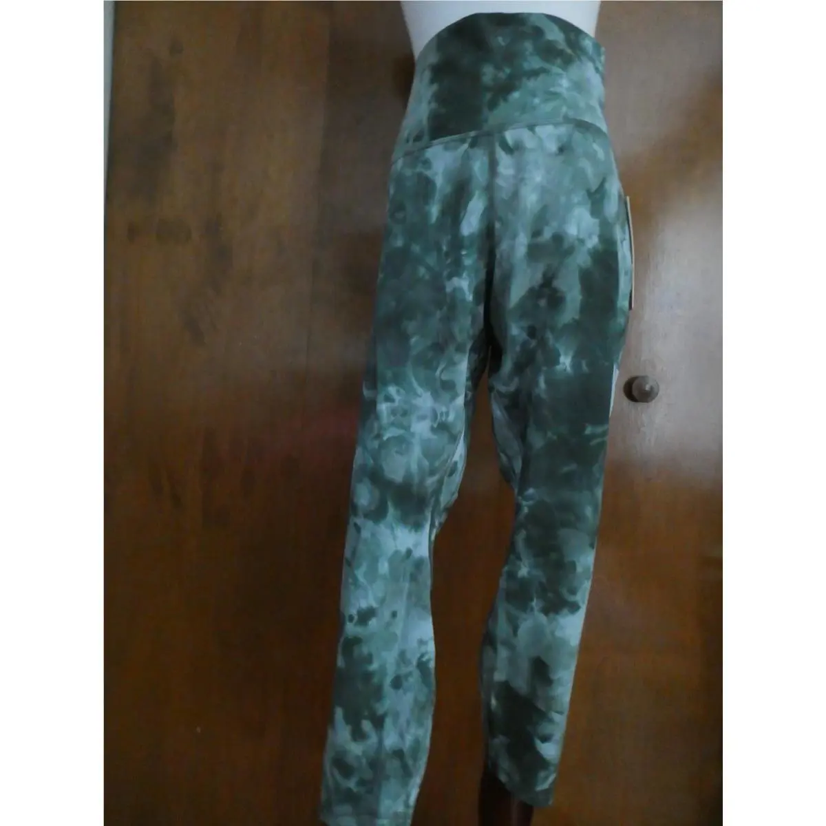 Lululemon clothing - Green 16