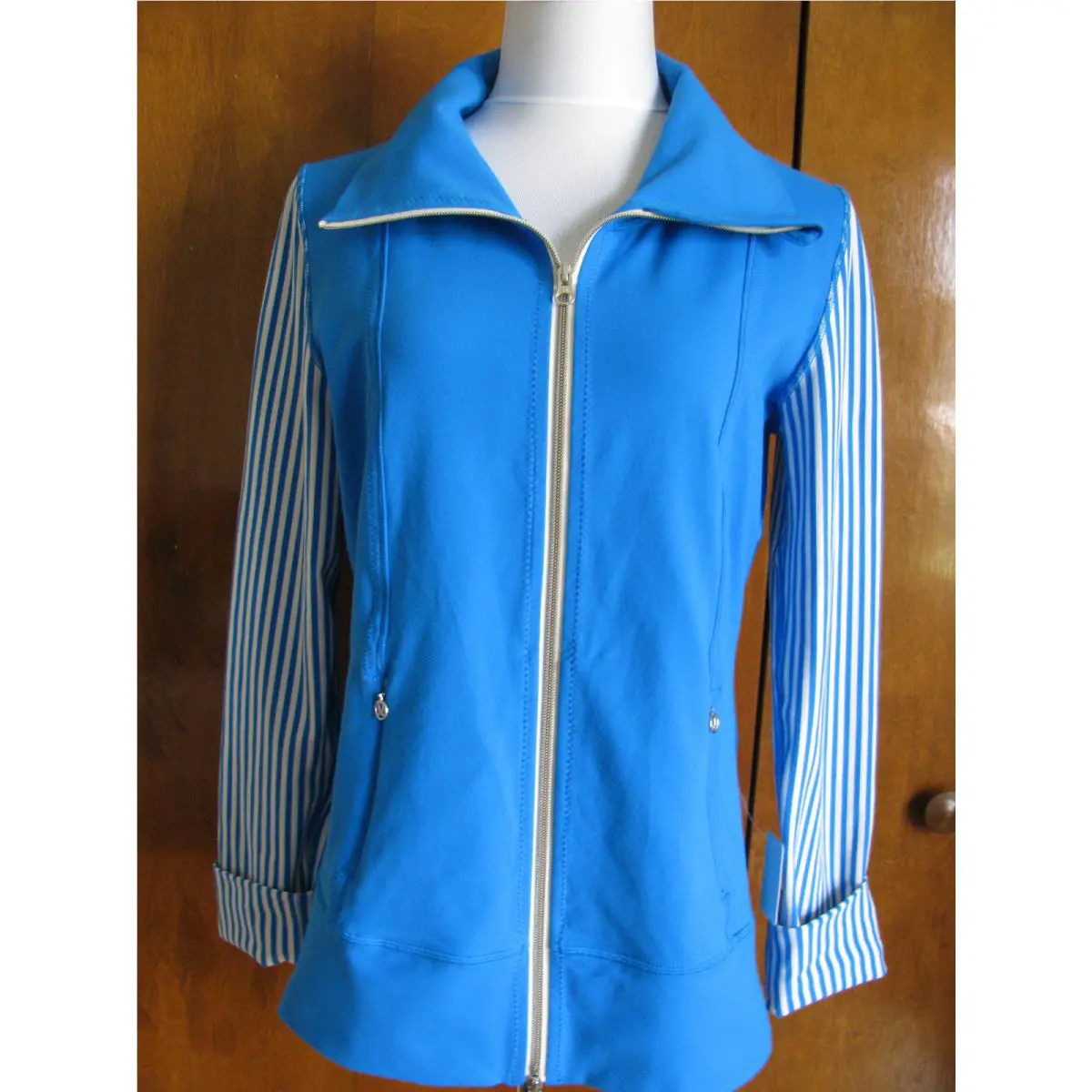 Lululemon clothing - Blue 6