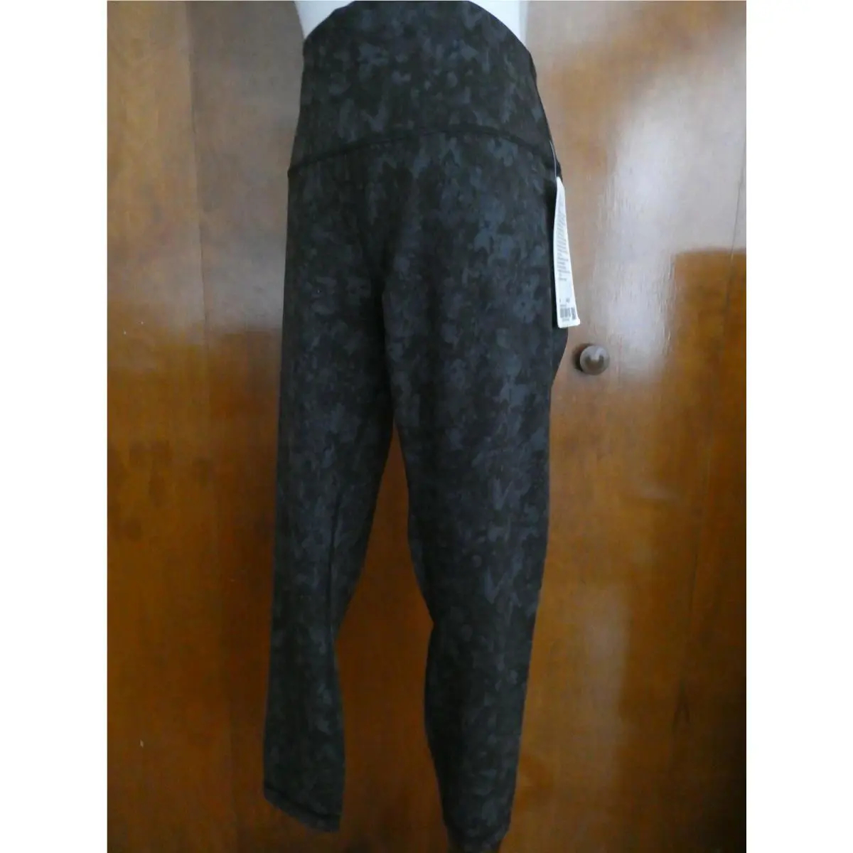 Lululemon clothing - Black 2