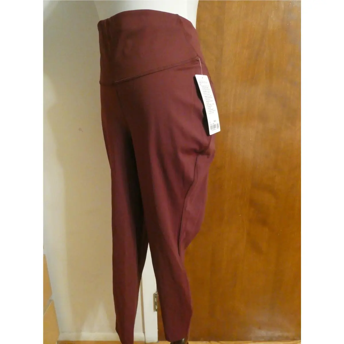 Lululemon clothing - burgundy 0