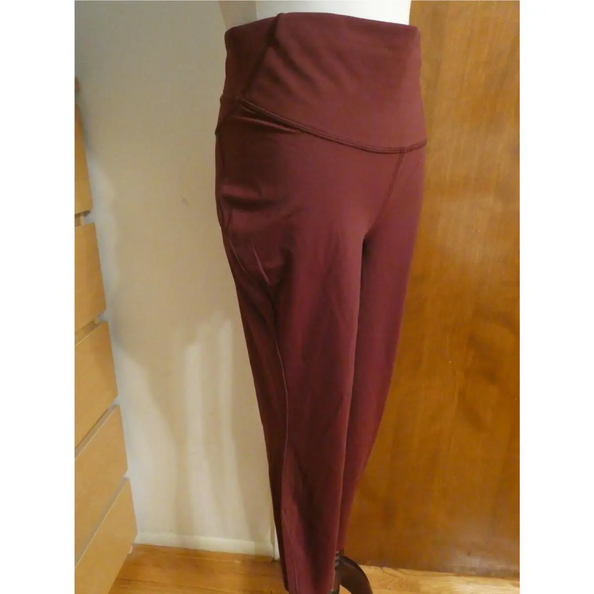 Lululemon clothing - burgundy 3