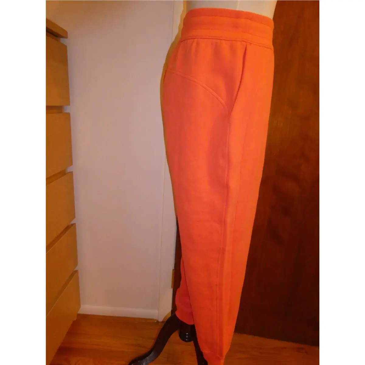 Lululemon clothing - Orange 8