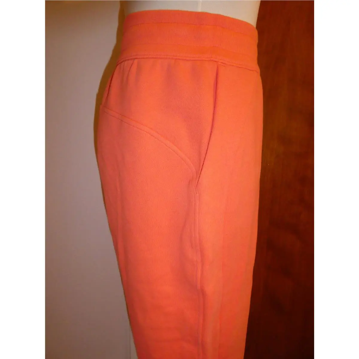 Lululemon clothing - Orange 30