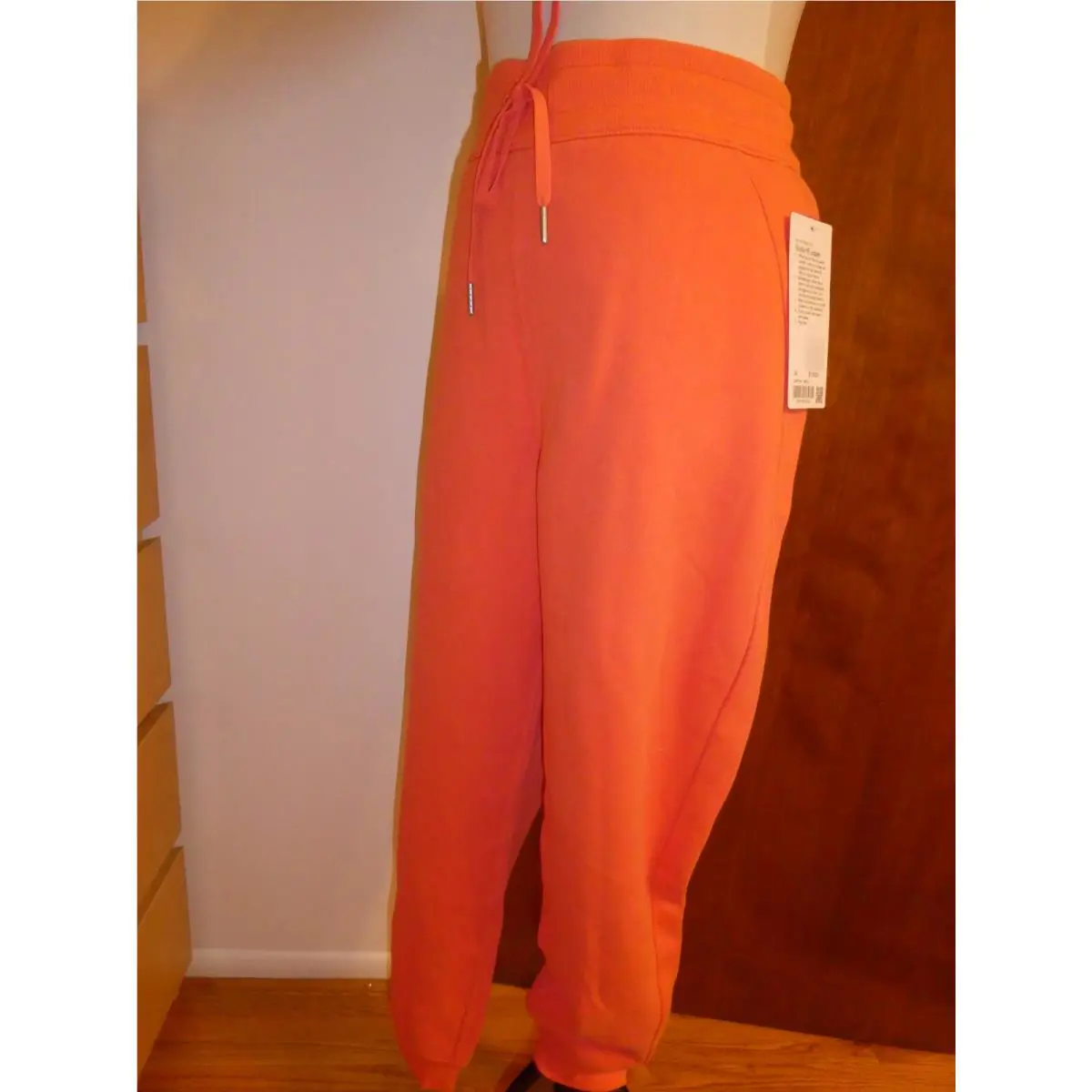 Lululemon clothing - Orange 33
