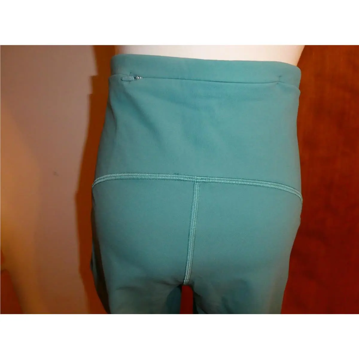 Lululemon clothing - Teal Lagoon 4
