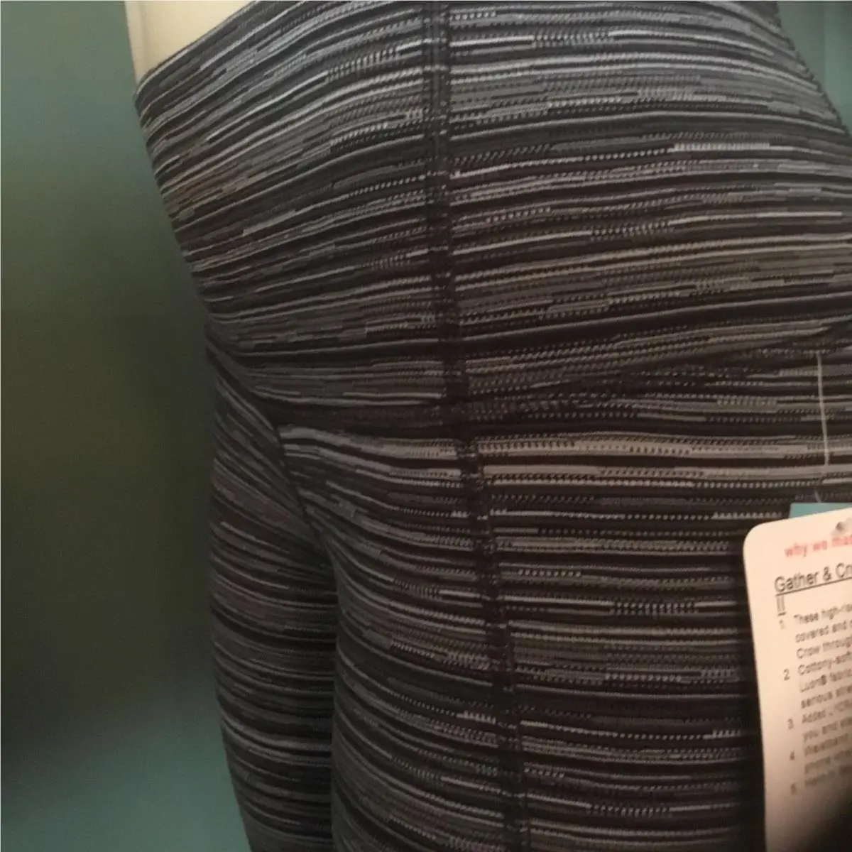 Lululemon clothing - CSGG - cyber black deep coal 10