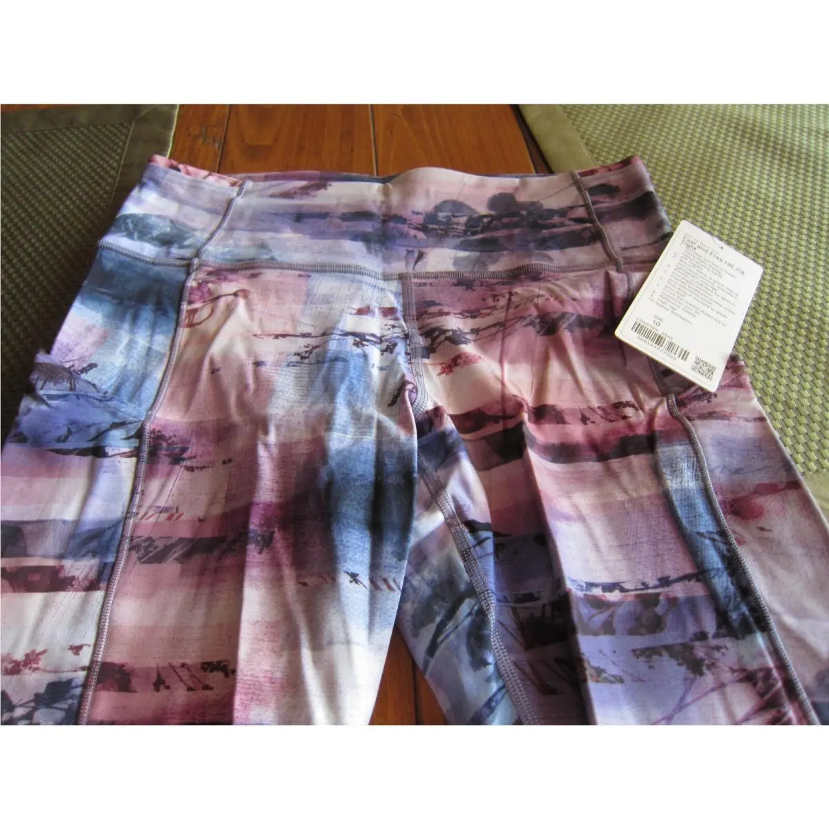 Lululemon clothing - Multicolor 1