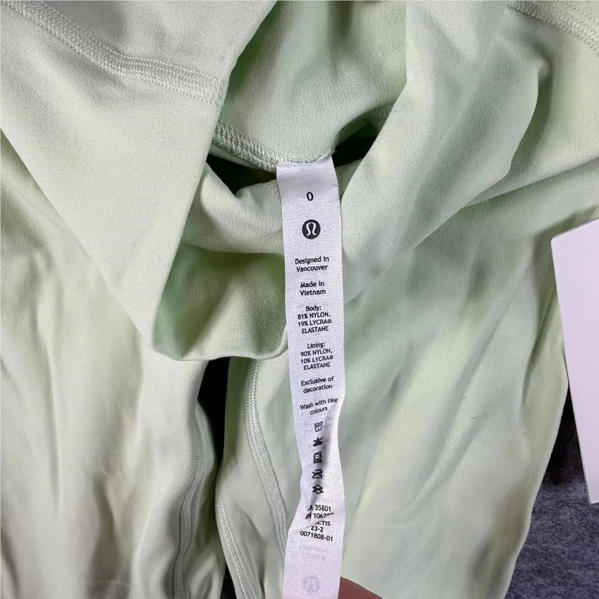 Lululemon clothing - Green 3