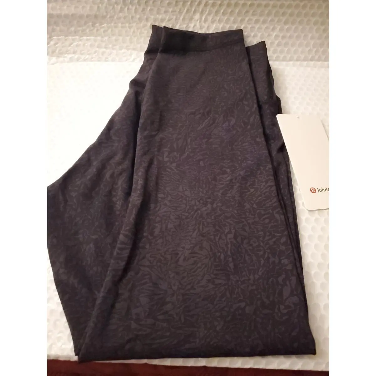 Lululemon clothing - Black 1