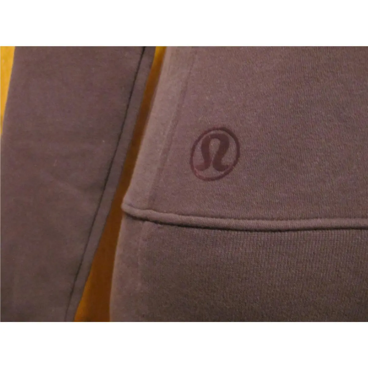 Lululemon clothing - chocolate 9