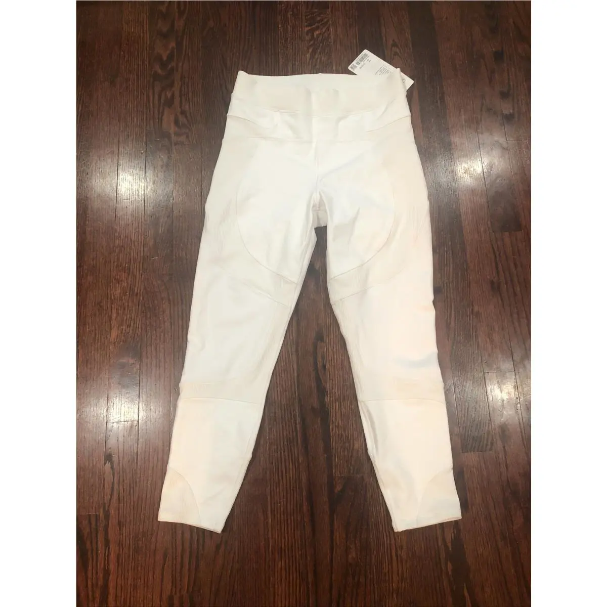 Lululemon clothing - White 3
